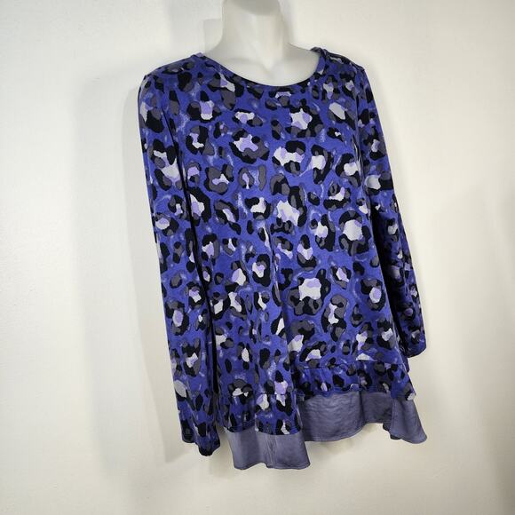 LOGO Lori Goldstein Tunic Top Womens Medium Blue Animal Print Ruffle Hem Knit - Picture 4 of 11